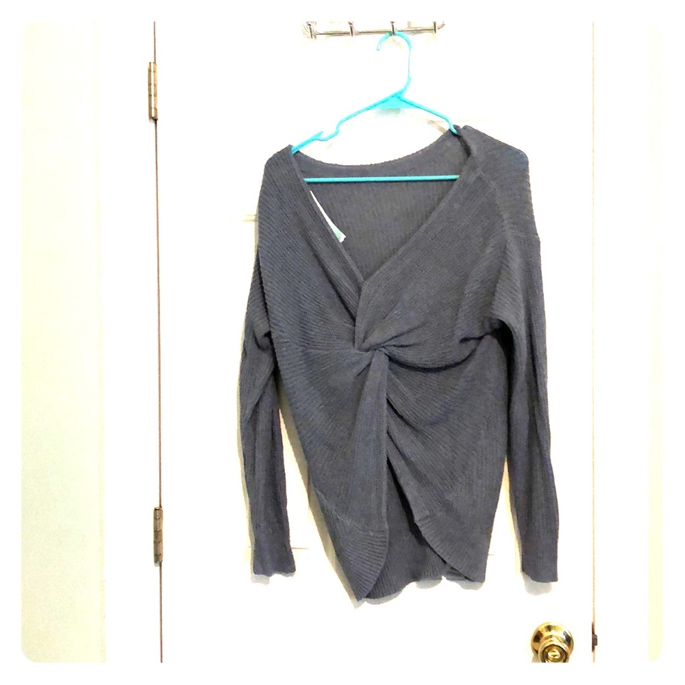 Light Blue Market & Spruce Small Pullover
